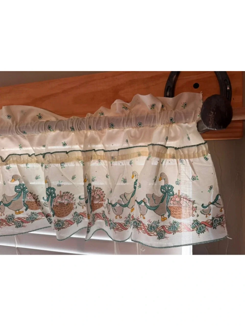 Goose valances and cafe curtains